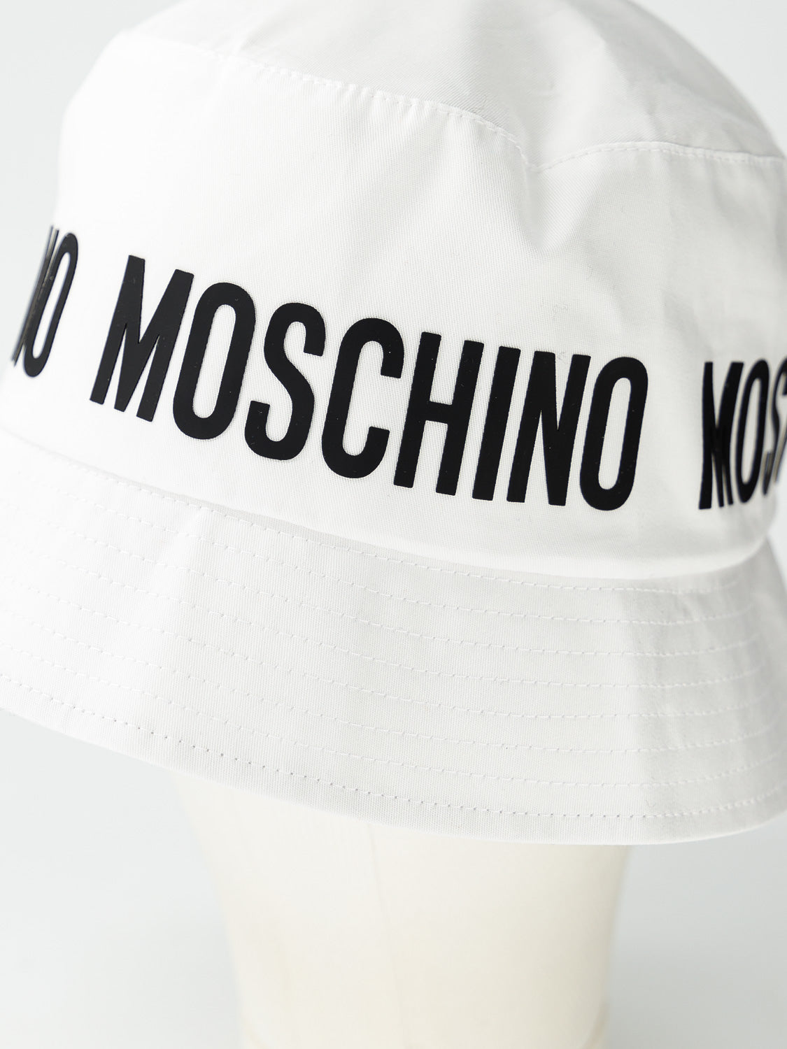 Moschino Kids hat White in White 6907984418-5.jpg | NICKIS.com