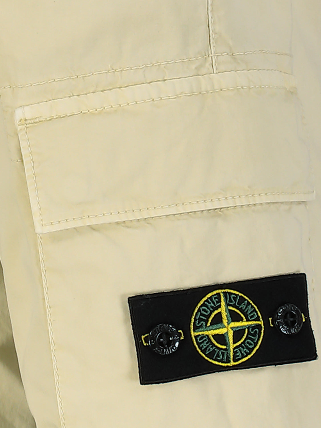 STONE ISLAND JUNIOR Kids Shorts Beige in Beige 6909429322-6.jpg | NICKIS.com