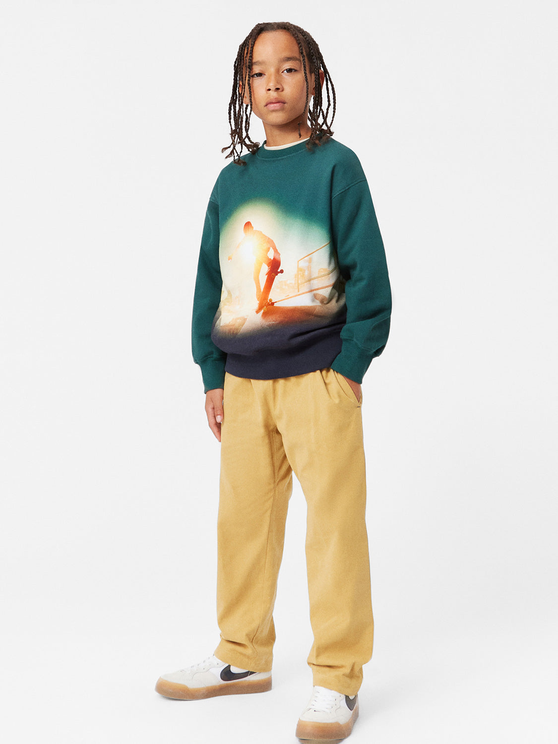 Molo Kids Sweatshirt Mattis Green in Green 7002037876-2.jpg | NICKIS.com