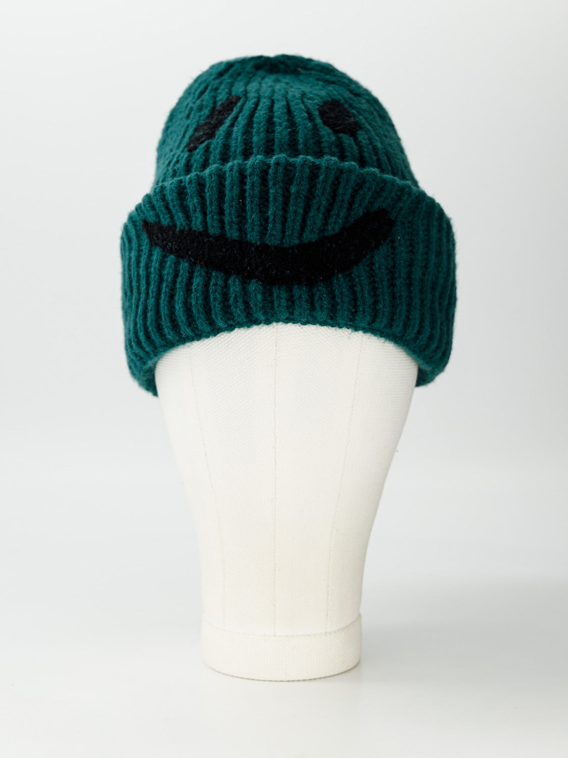 Molo Kids beanie Kim Green in Green 7005839951-2.jpg | NICKIS.com