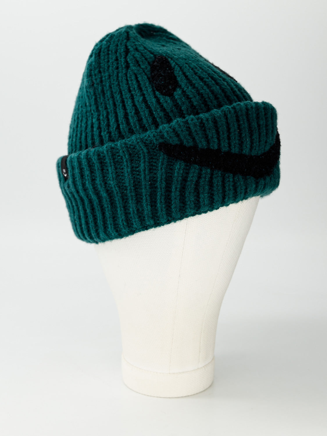 Molo Kids beanie Kim Green in Green 7005839951-3.jpg | NICKIS.com