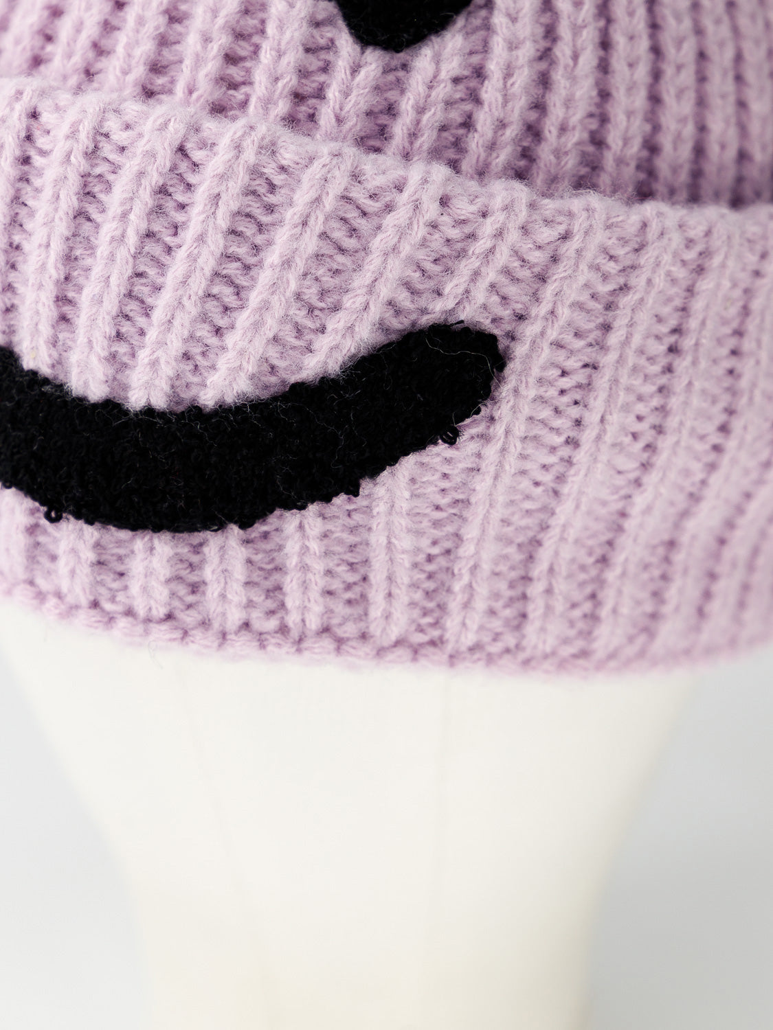 Molo Kids beanie Kim Lilac in Lilac 7006755261-4.jpg | NICKIS.com