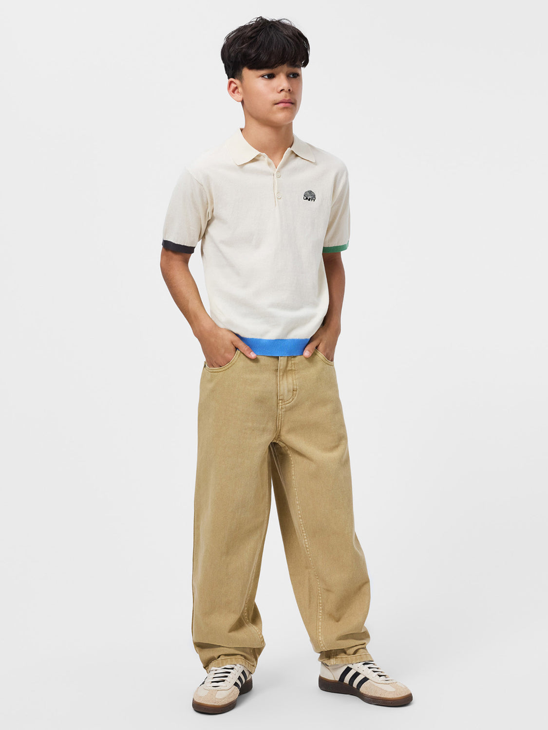 7302371715-2.jpg