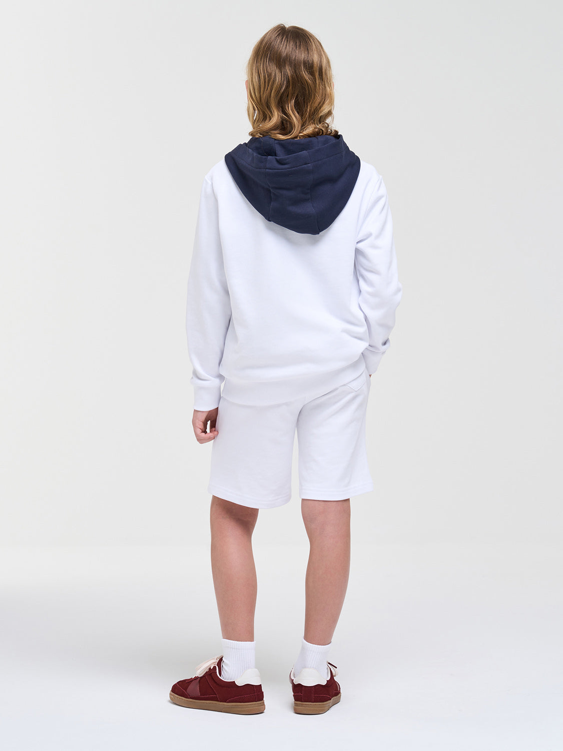 7307716093-3.jpg