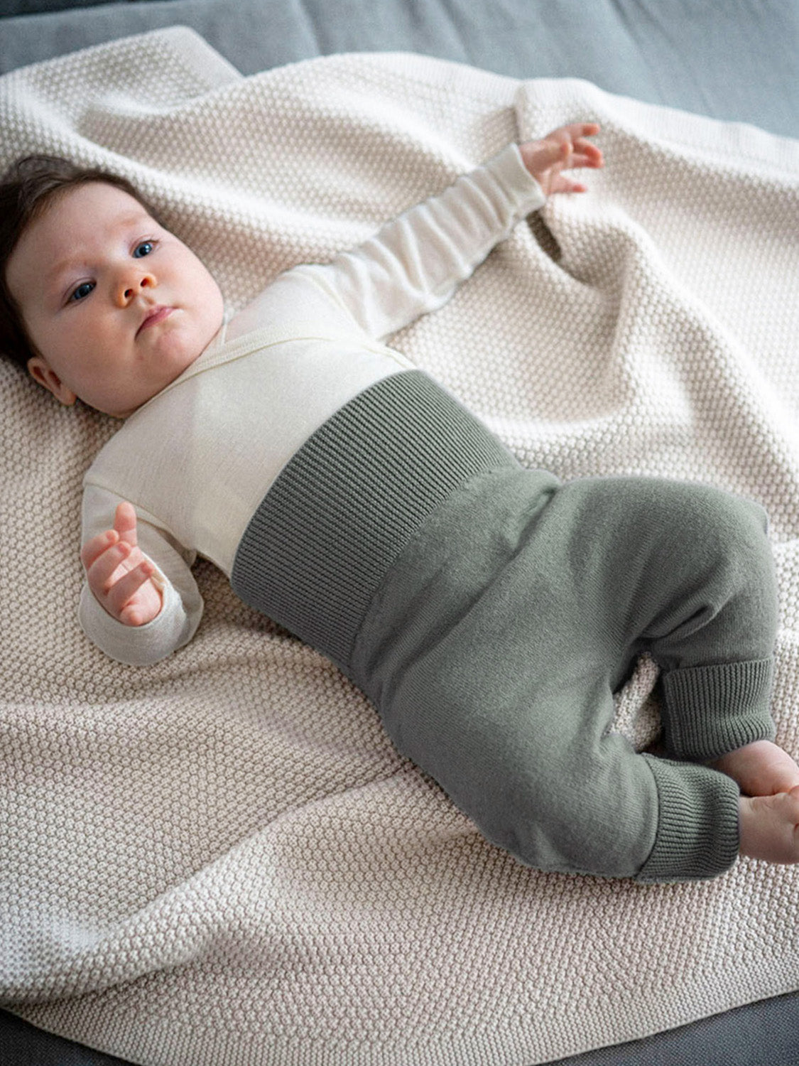 THE WOOLLY BABY PANTS - sage