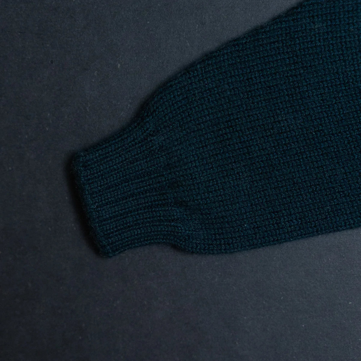 THE WOOLLY BABY SWEATER - new petrol