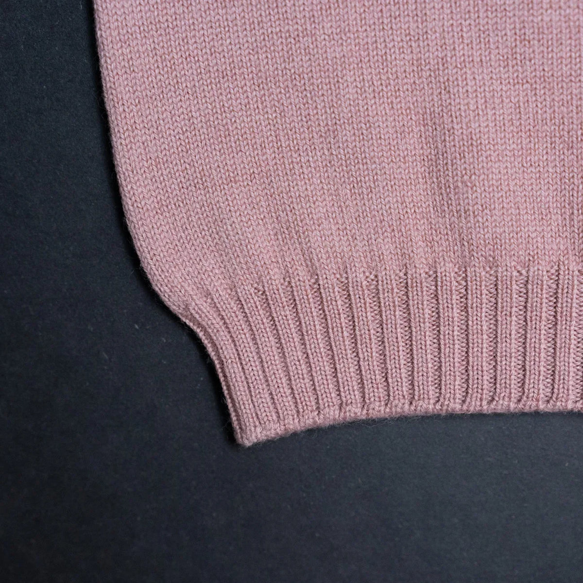 THE WOOLLY BABY SWEATER - rose