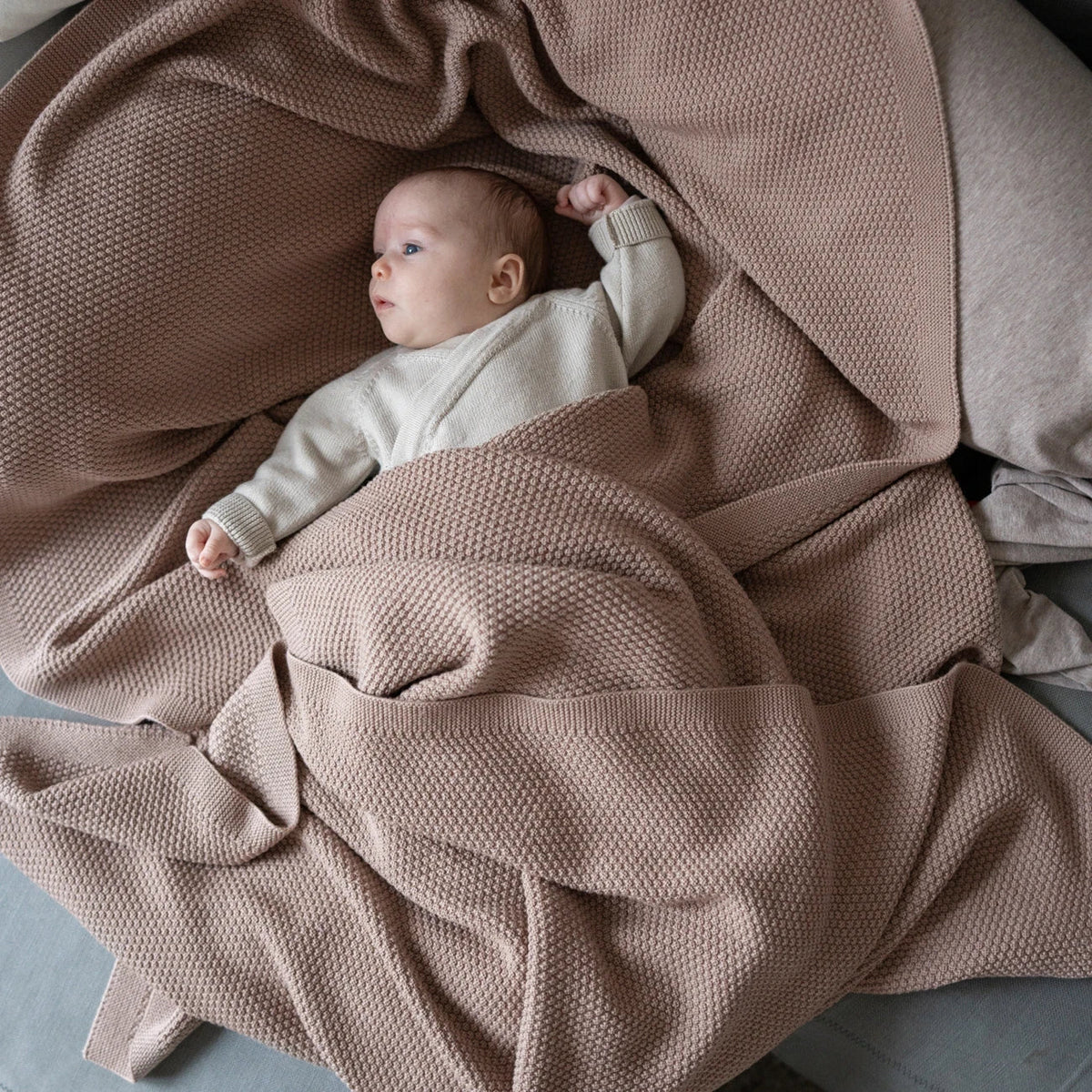 THE WOOLLY FAMILY BLANKET - graphite grey