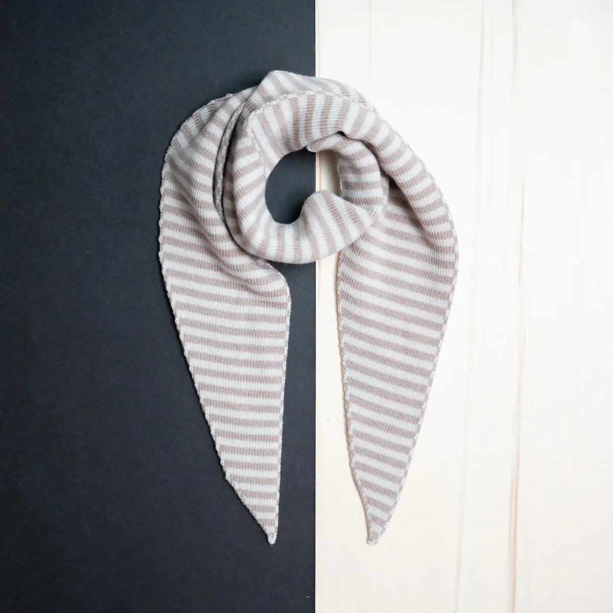 THE WOOLLY FAMILY SCARF STRIPED - SAND / CAPPUCCINO