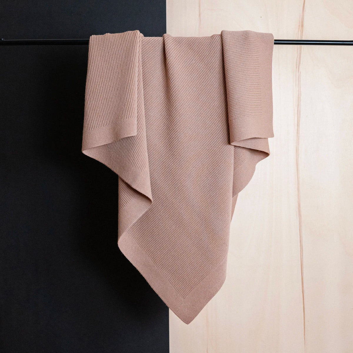 THE WOOLLY RIB BLANKET - cappuccino