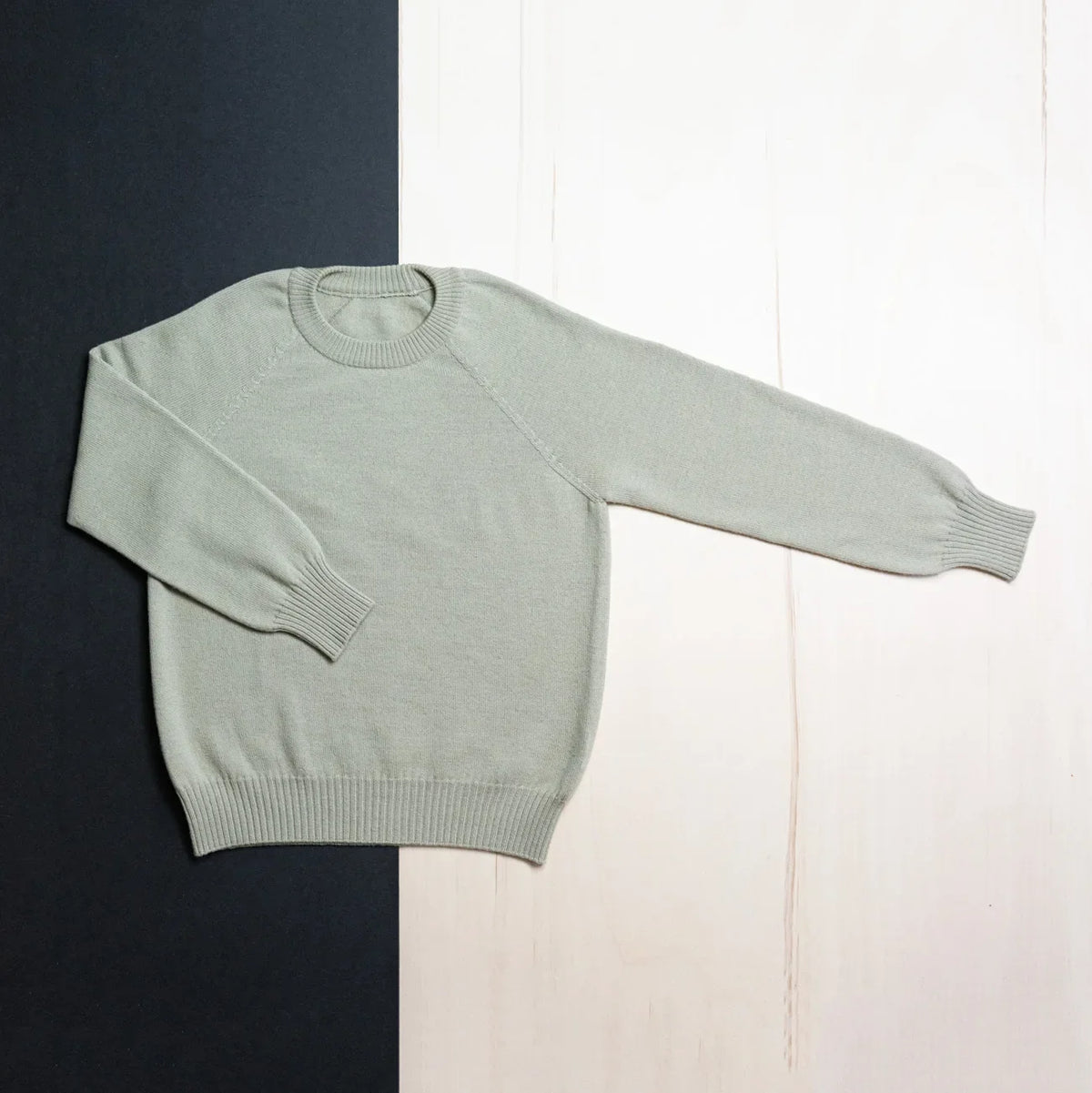 THE WOOLLY WO/MAN SWEATER - light matcha
