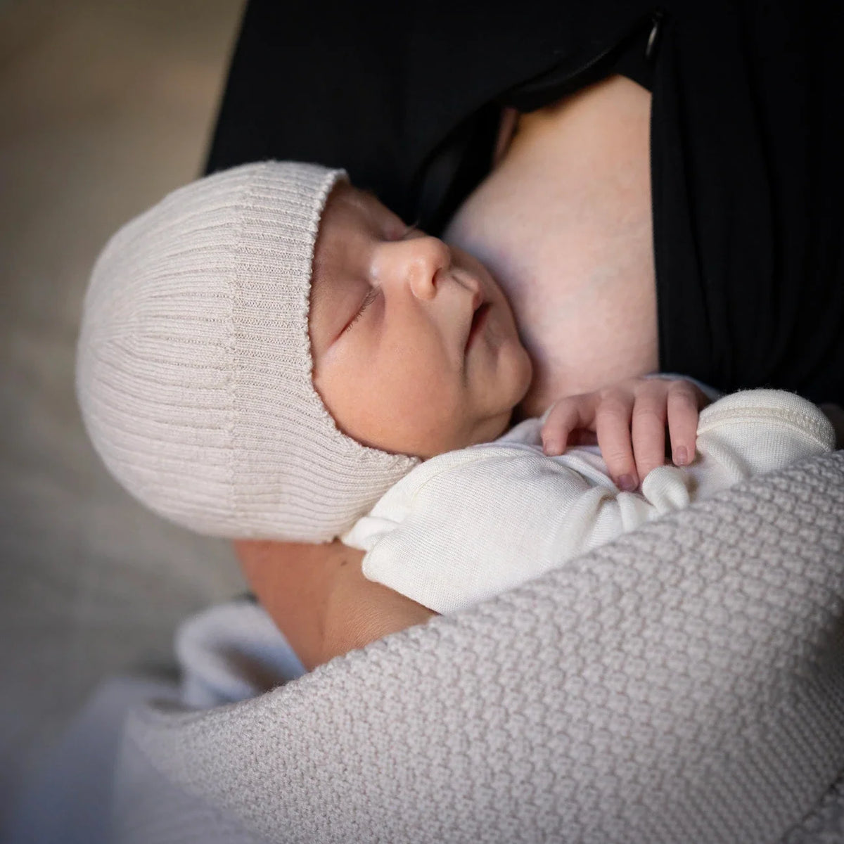 THE WOOLLY BABY HAT - cloud grey