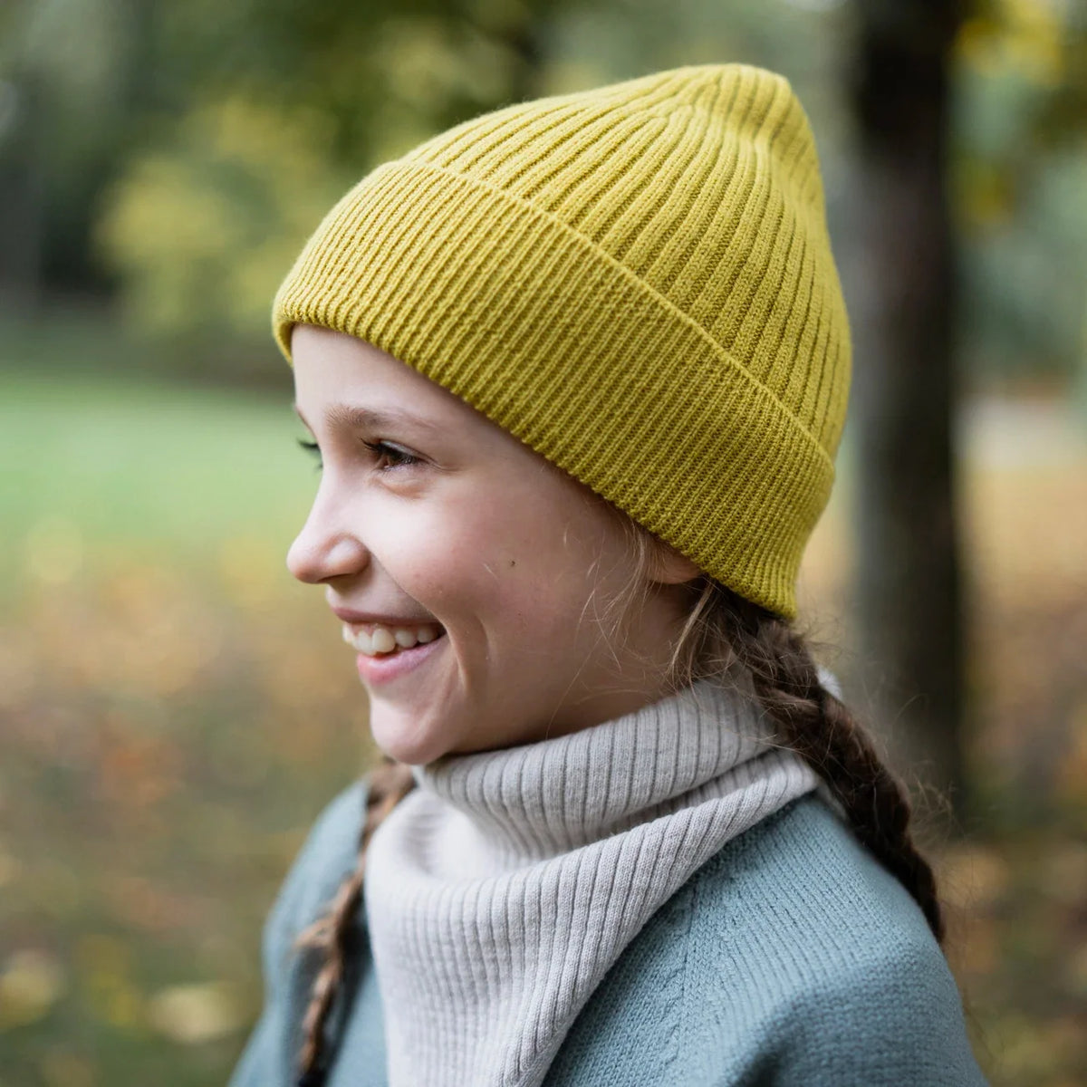 THE WOOLLY TRIANGLE SCARF SMALL - quince